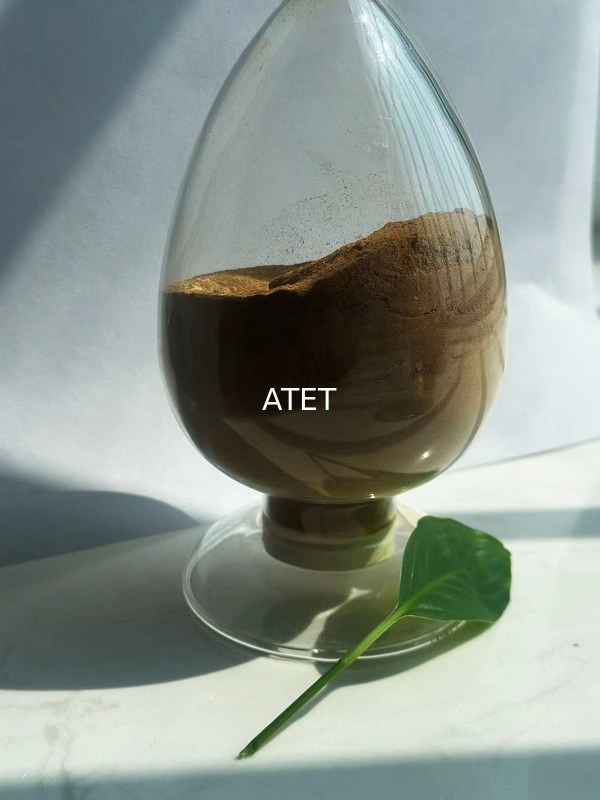 水分5%以下、pH4～6の水溶性リグノスルホン酸塩